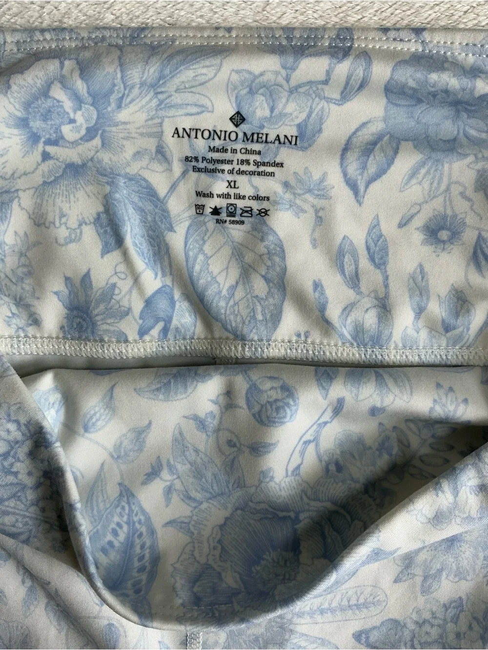 Antonio Melani Blue Floral High Waisted Leggings Women's XL Toile Print - Picture 3 of 10